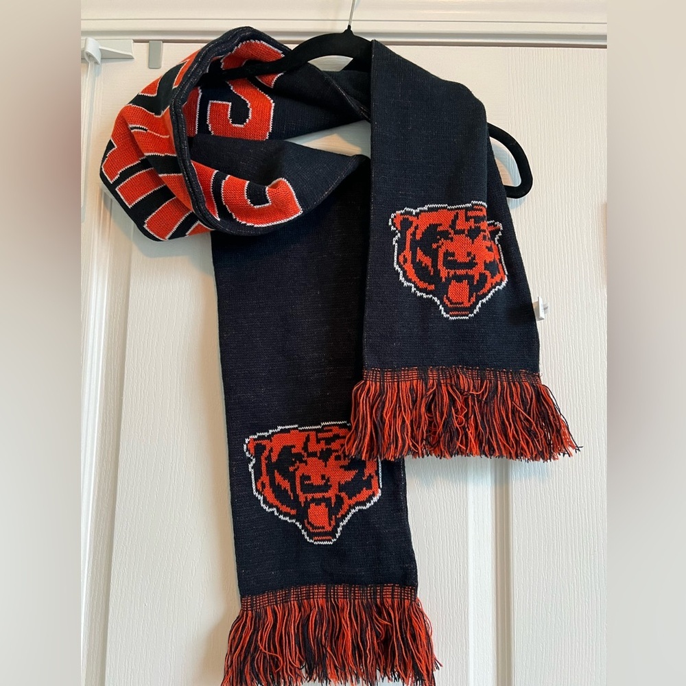 Chicago Bears Scarf, Double Sided, NWOT - Picture 2 of 6